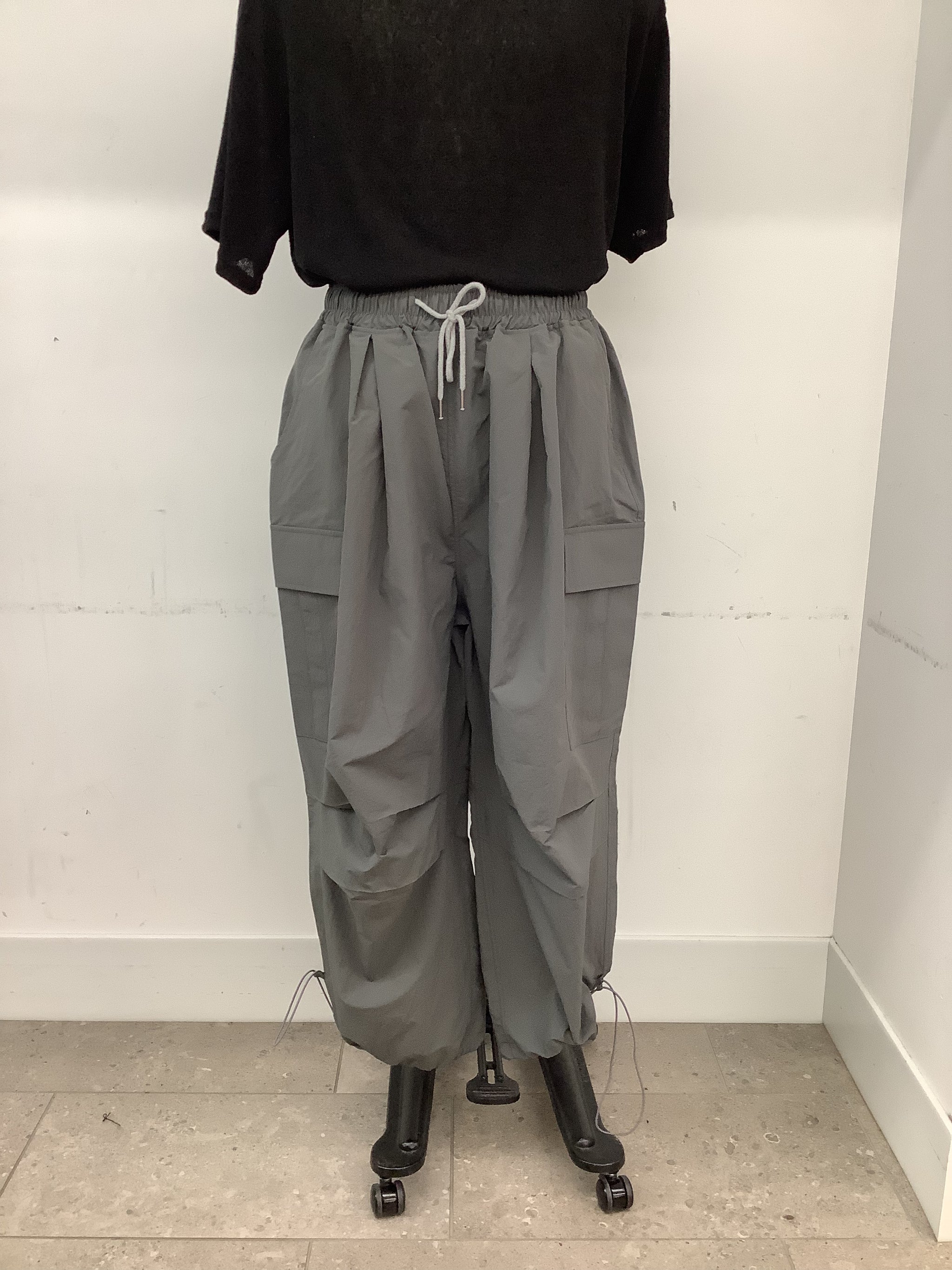 ALOUND VENTILATION NYLON PANTS グレーXL ALOUND | STYLE：ALOUND VENTILATION NYLON SETUP TOPS： WIDE